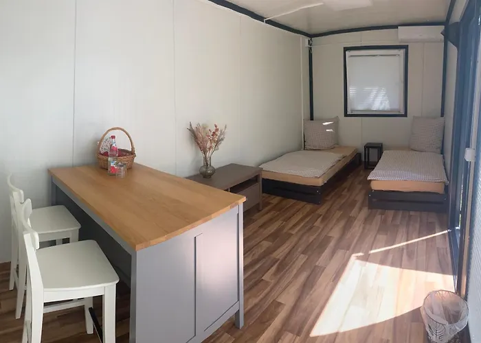 Camping Naturerlebnis-schlafcontainer Leutershausen (Bavaria)